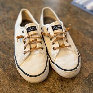 Sperry Cream Canvas Shoes with Tan Laces